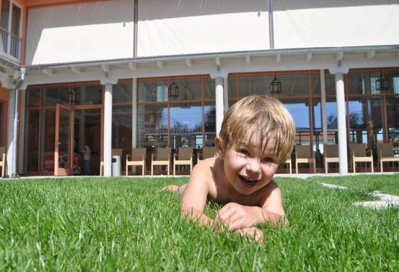 مسافرخانه Jufa Familienresort Kempten Im Allgäu