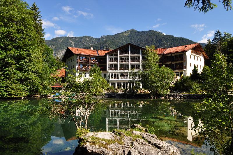 هتل Am Badersee