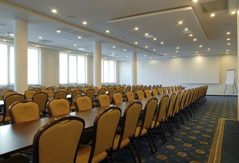 ホテル Ambasador Centrum