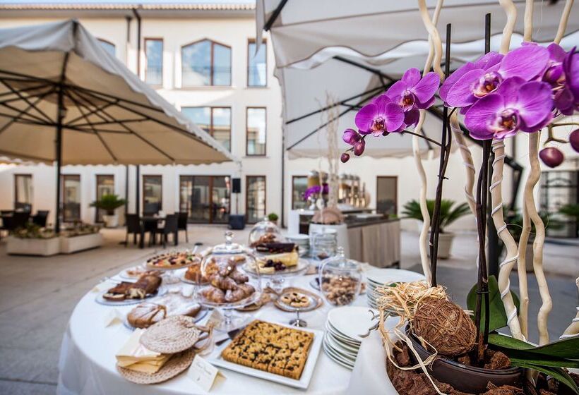 هتل Best Western Premier Villa Fabiano Palace