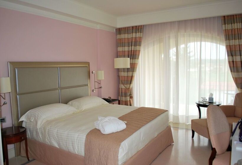 هتل Best Western Premier Villa Fabiano Palace