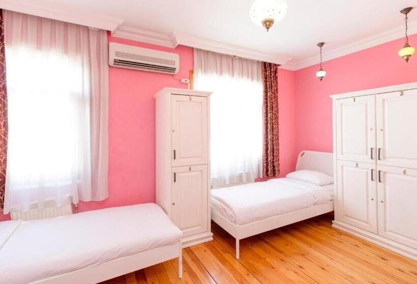 Fotos del hotel Bucoleon By Cheers:  12