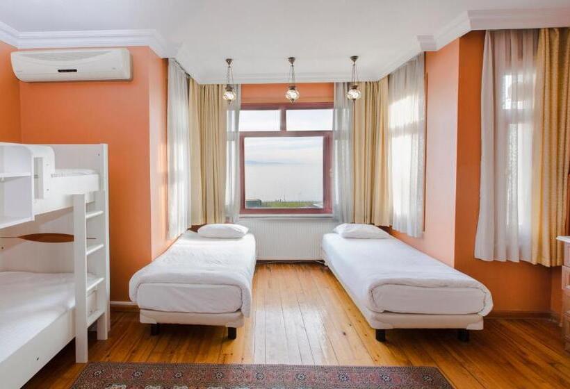 Fotos del hotel Bucoleon By Cheers:  9