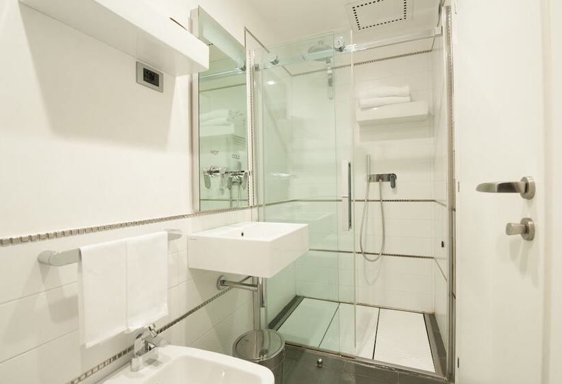 Fotos del hotel De Rome:  12