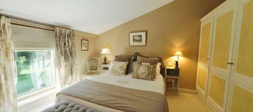 בית מלון כפרי Domaine De Mejeans   Teritoria