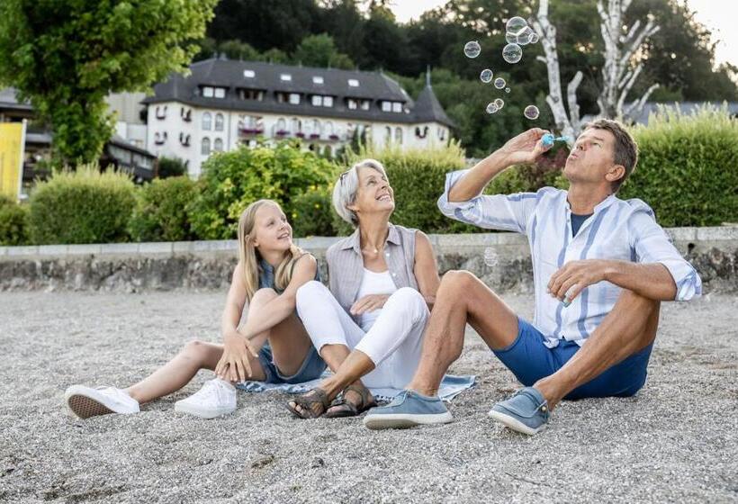 فندق Ebner S Waldhof Am See Resort & Spa