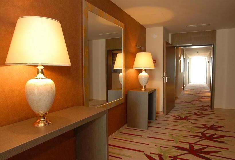 فندق Golden Tulip Ana Dome