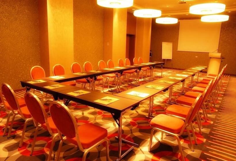 فندق Golden Tulip Ana Dome