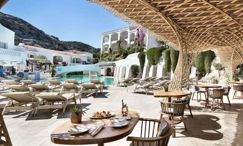 Grand Hotel Poltu Quatu