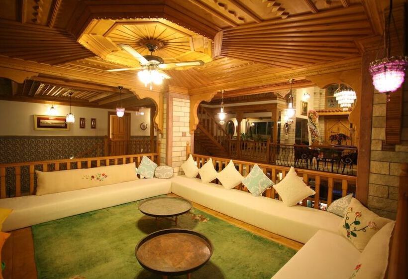 هتل Kerme Ottoman Konak   Boutique Class