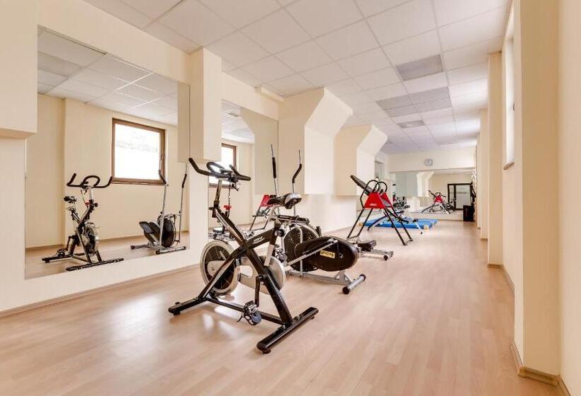 هتل Konradówka Wellness & Spa   300 Metrów Do Centrum