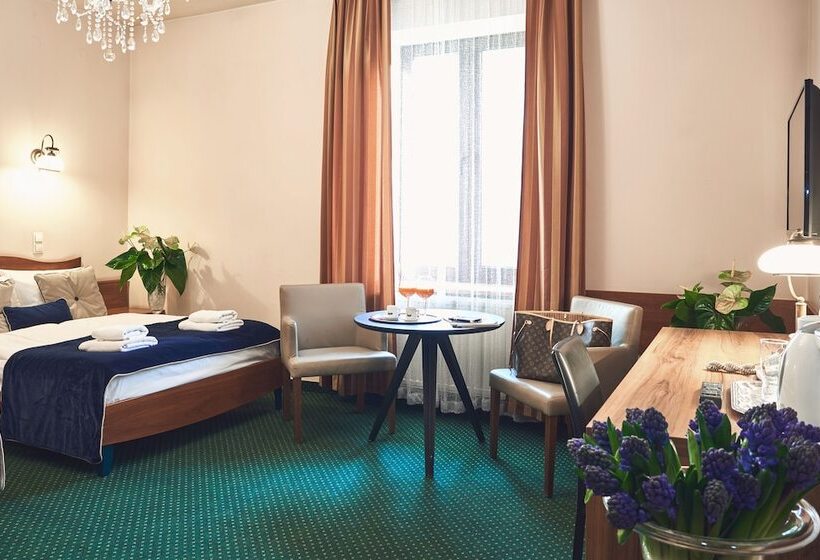 Fotos del hotel Nobilton:  13