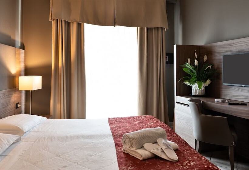 Fotos del hotel Sunflower:  4