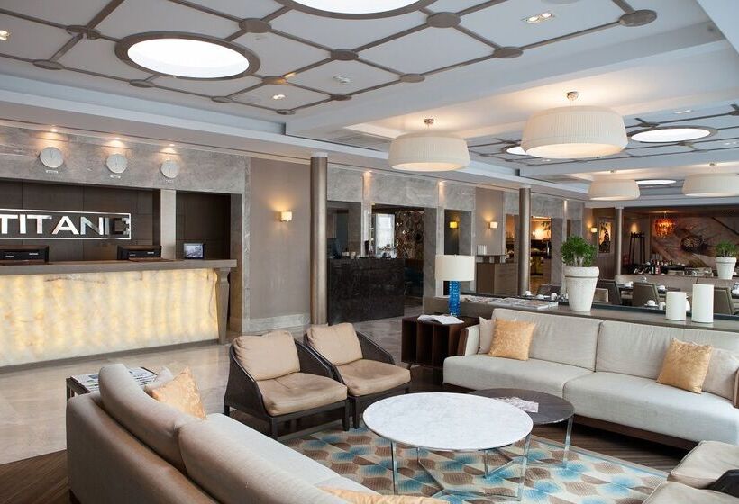 فندق Titanic Comfort Mitte