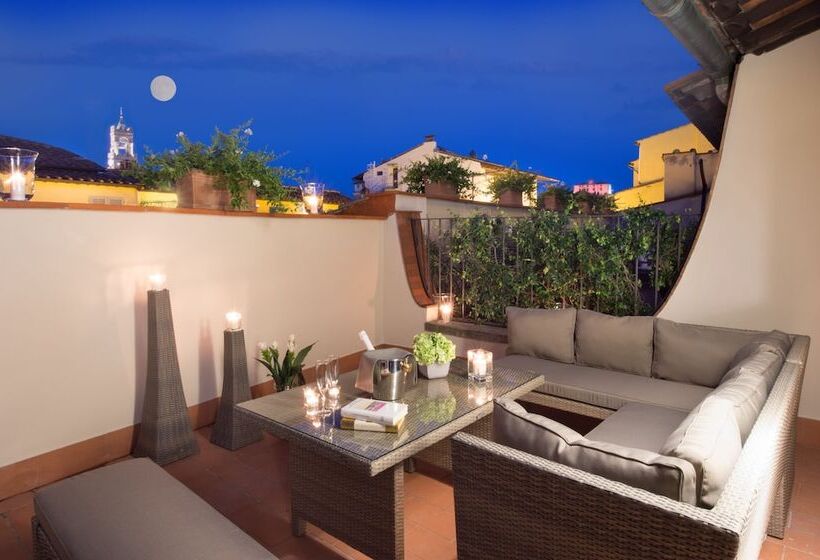 Fotos del hotel Tornabuoni Suites Collection Residenza D Epoca:  20