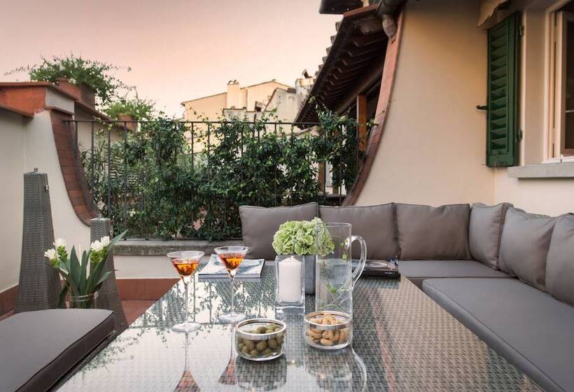 Fotos del hotel Tornabuoni Suites Collection Residenza D Epoca:  15