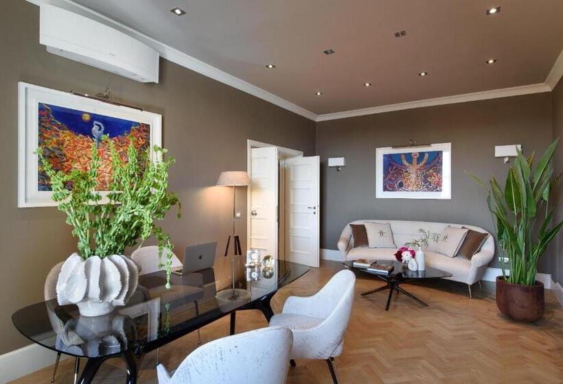 Fotos del hotel Tornabuoni Suites Collection Residenza D Epoca:  11