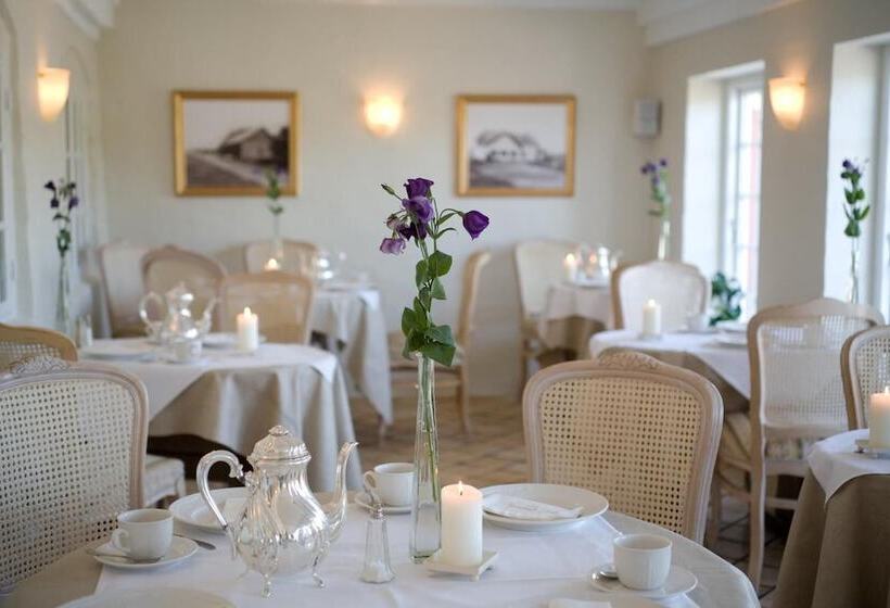 בית מלון כפרי Tyrstrup Kro