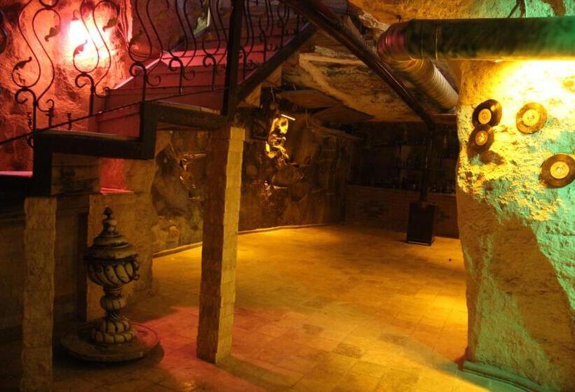 هتل Zeynep Hanim Konagi