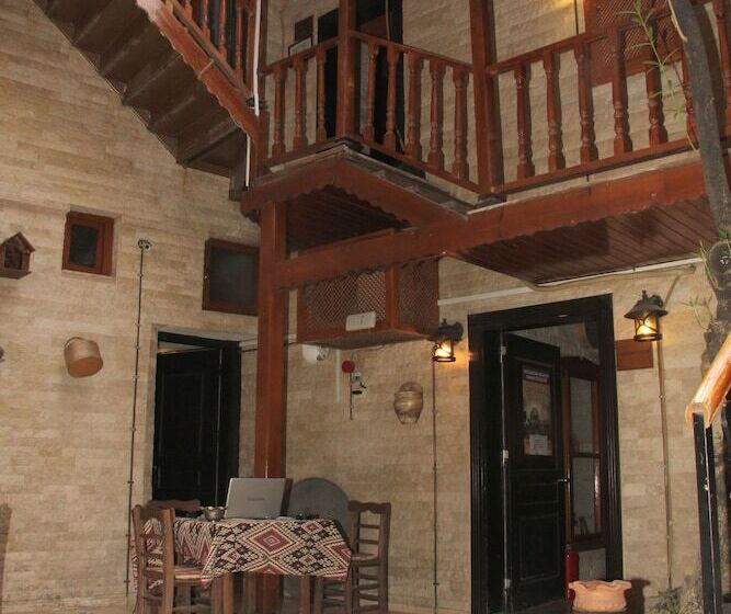 هتل Zeynep Hanim Konagi