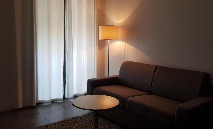 En Aparté