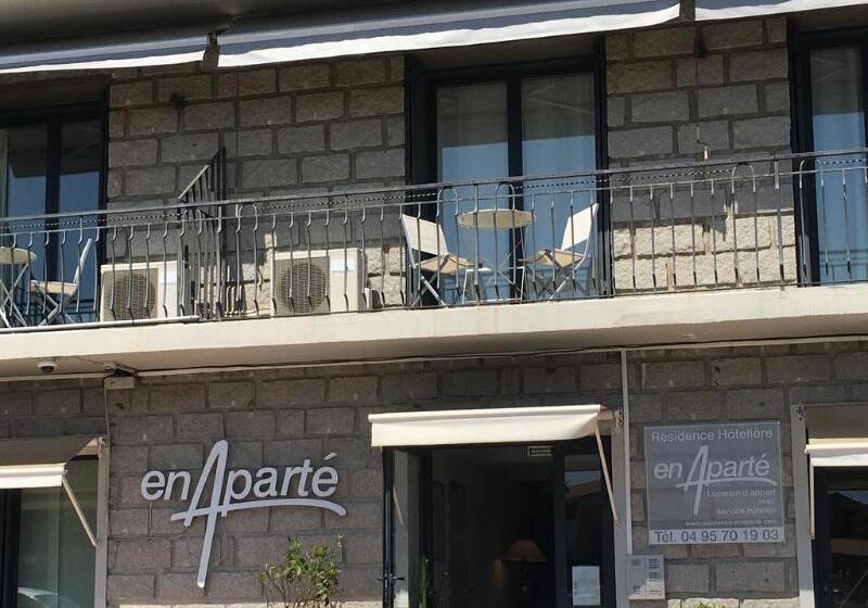 En Aparté
