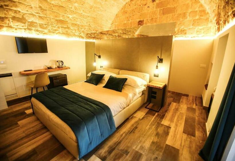 تختخواب و صبحانه Luna Federiciana Luxury Room & Spa