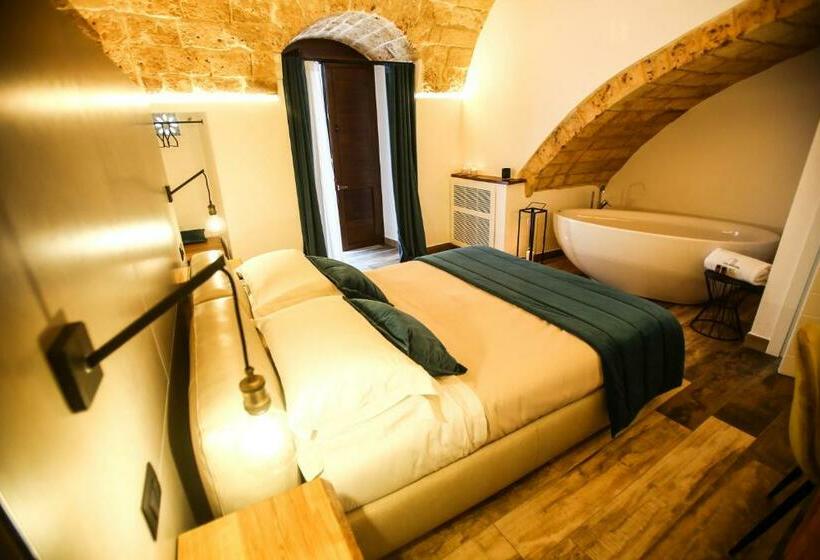 تختخواب و صبحانه Luna Federiciana Luxury Room & Spa