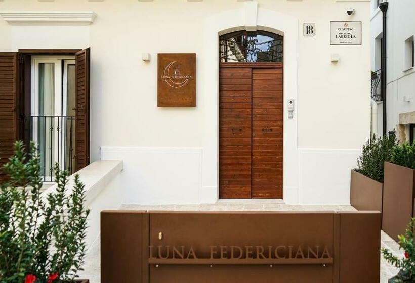 تختخواب و صبحانه Luna Federiciana Luxury Room & Spa
