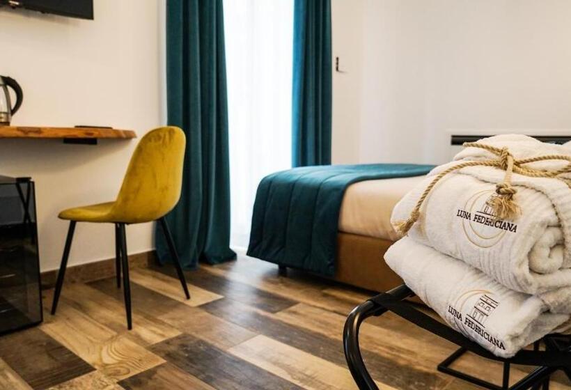 تختخواب و صبحانه Luna Federiciana Luxury Room & Spa