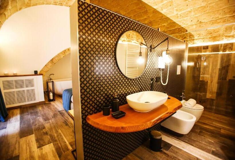 تختخواب و صبحانه Luna Federiciana Luxury Room & Spa