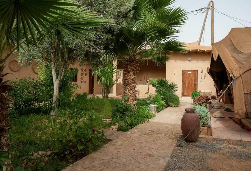 تختخواب و صبحانه Maison Etoile Du Desert