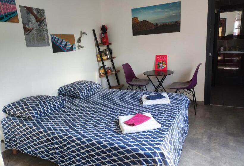 بنسيون Chambre Et Salle D Eau Dans Dépendance 20 M2, Vélos