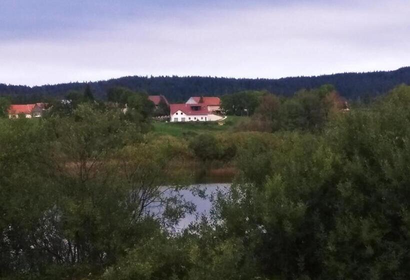 פנסיון L Esca Lac