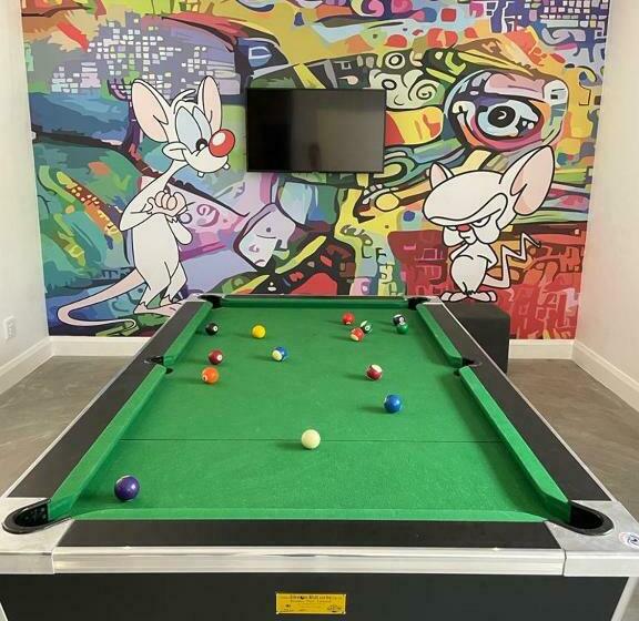 پانسیون The Door Rsa Fifty Four