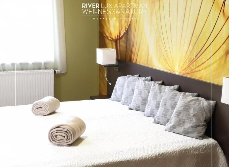 River Lux Apartman Dunaszentmiklós