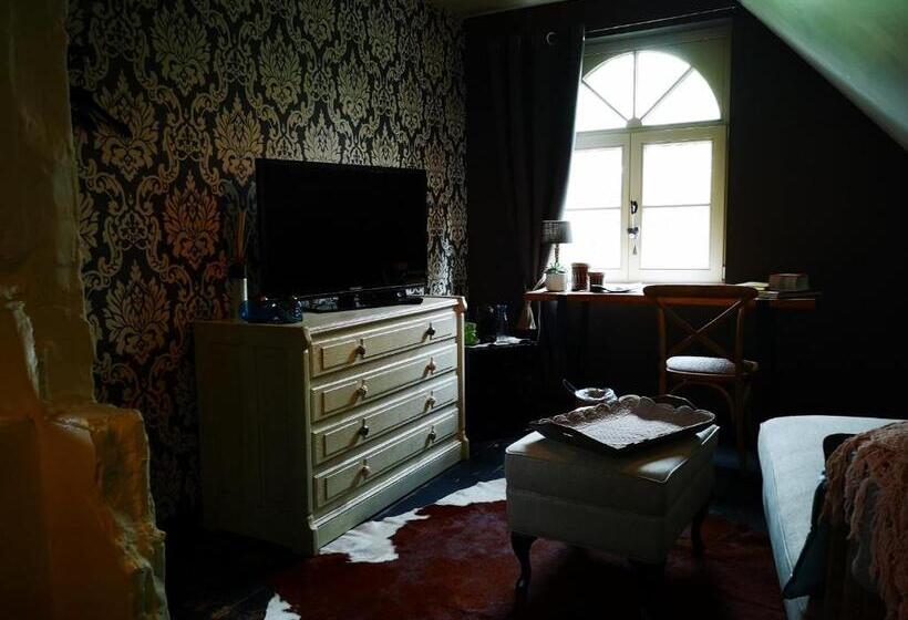 住宿加早餐  Casa Leone Near Bruges With Jacuzzi & Parking