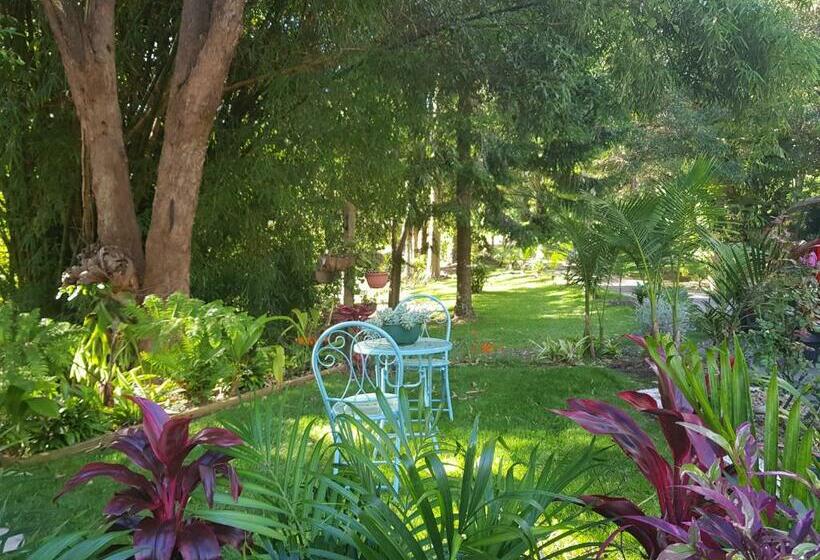 민박 Mapleton Peaceful Provence Bnb