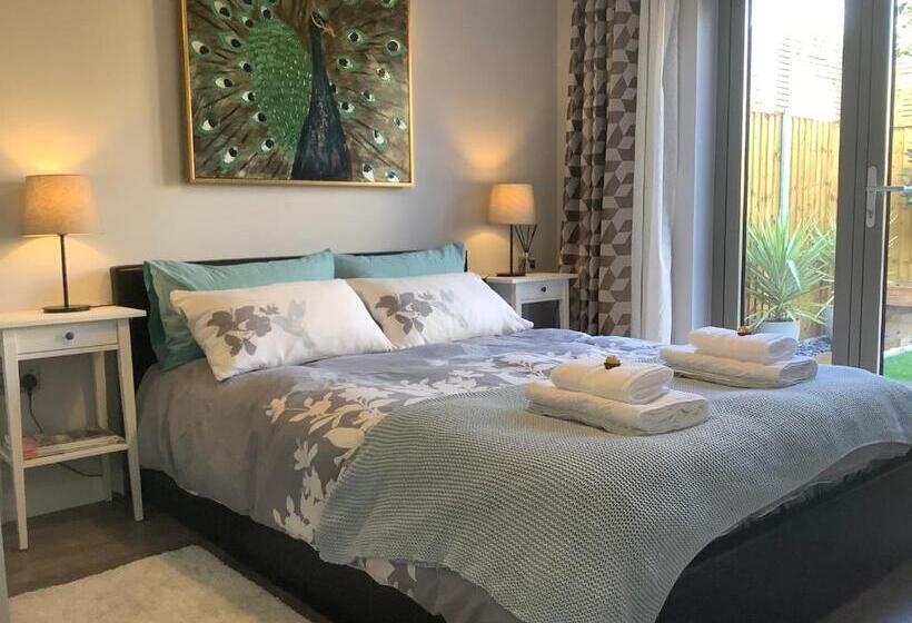 Carolyn’s Place