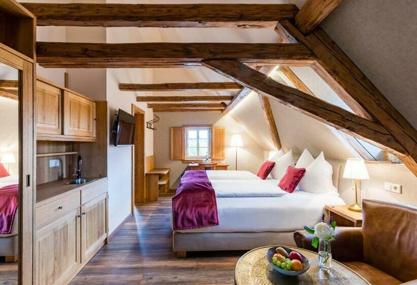 هتل Magdalenengut Studios Und Suiten