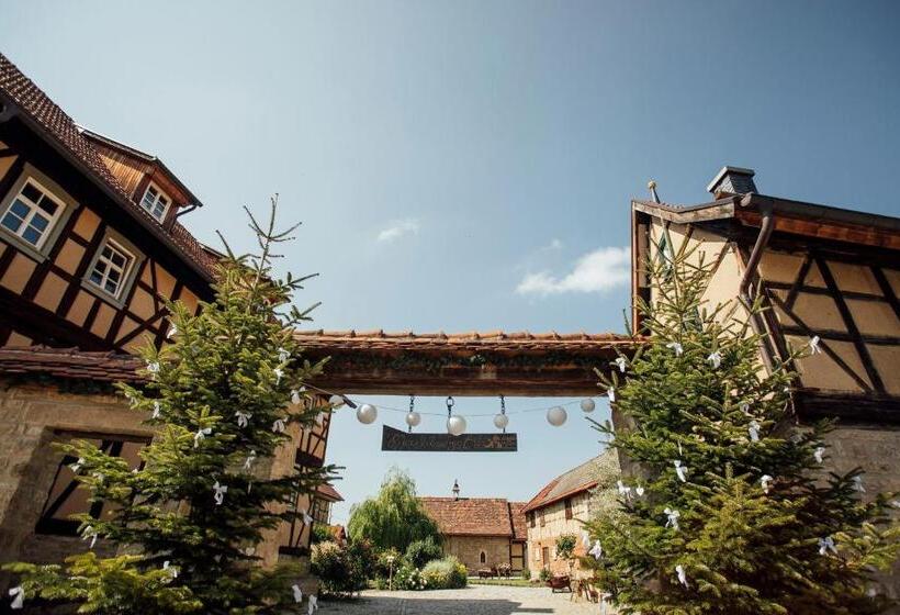 هتل Magdalenengut Studios Und Suiten