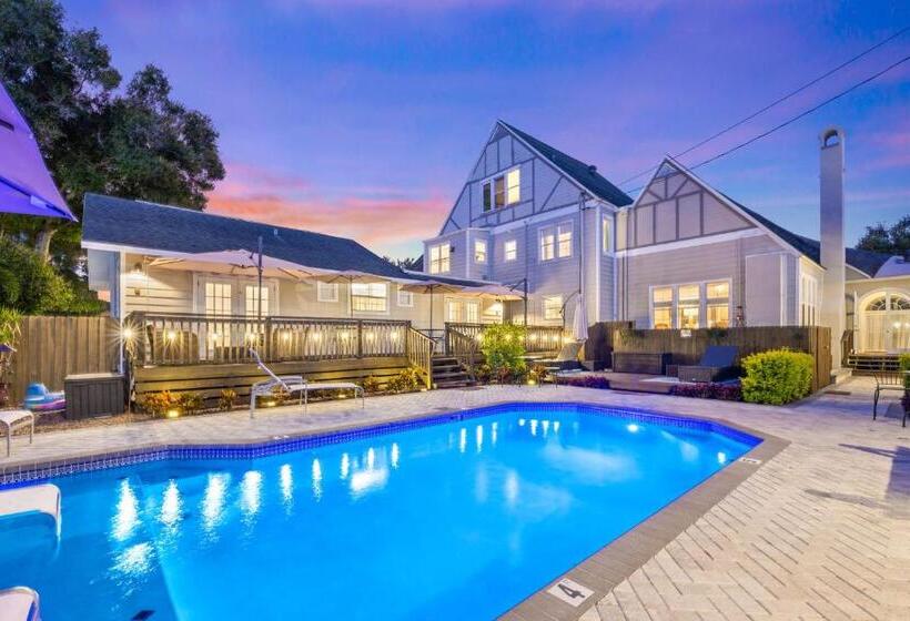 مبيت وإفطار The Kenwood Gables