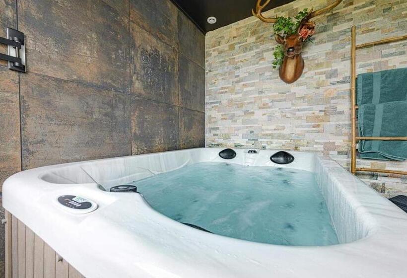 پانسیون Chambres D Hôtes La Mascrabiere Bed & Spa