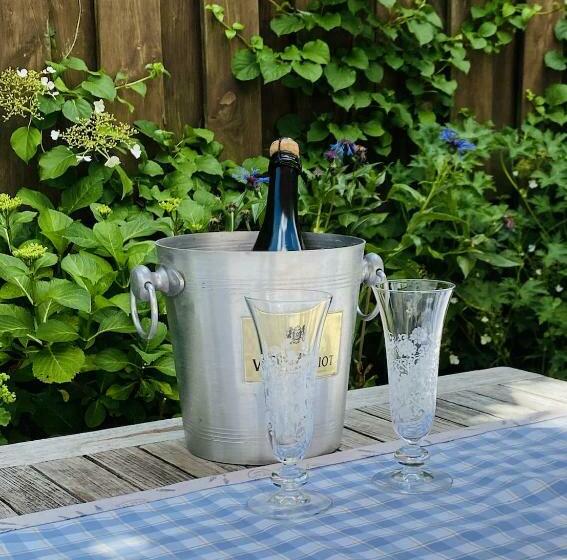 ペンション Gastenverblijf  T Einde Sfeer   Privé Terras   Airco