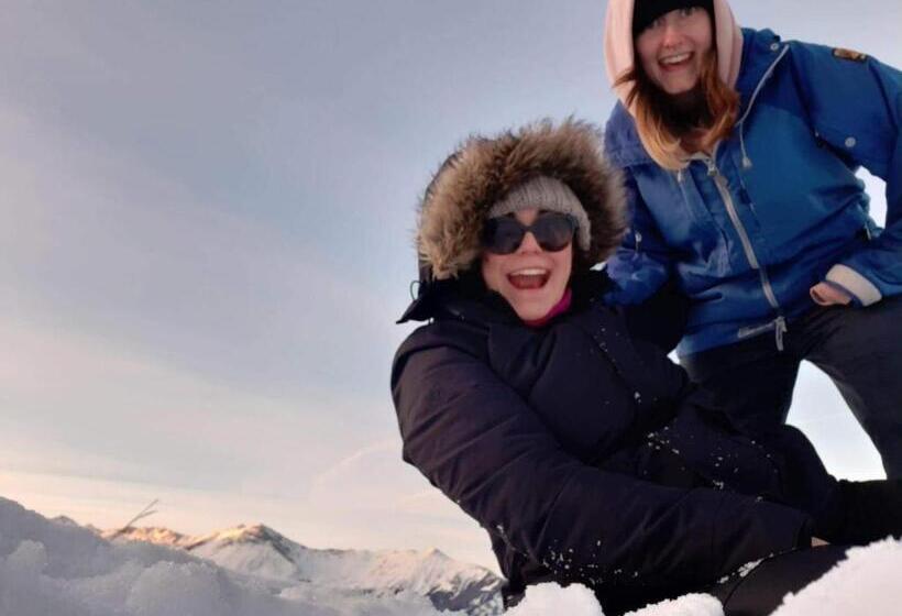 مبيت وإفطار Le Petit Chalet Leard