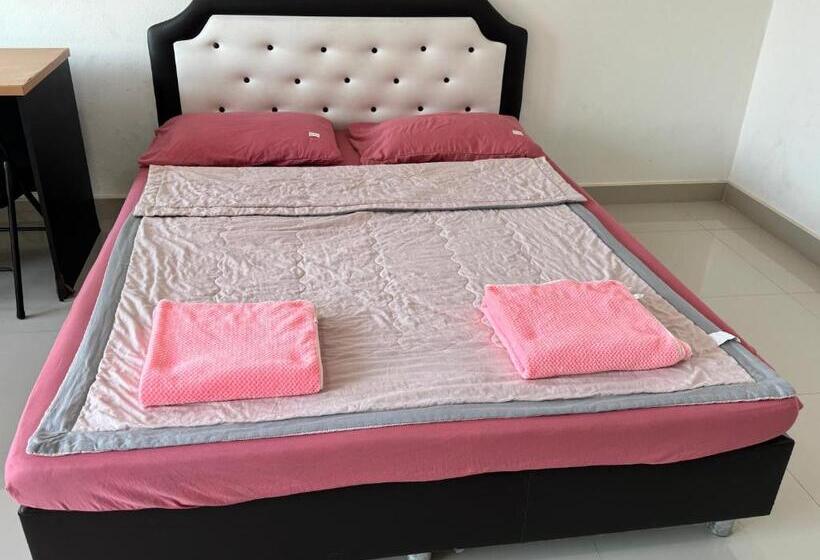 پانسیون Boom Inn