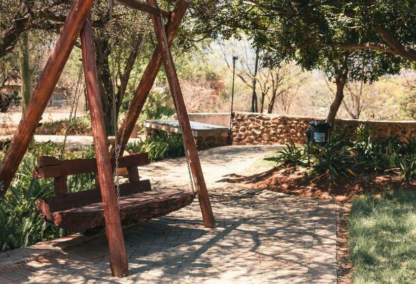 بنسيون Hadassa Guest House