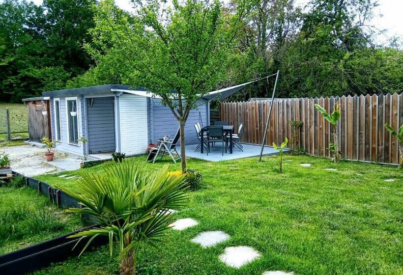 مبيت وإفطار Agreable Petit Chalet