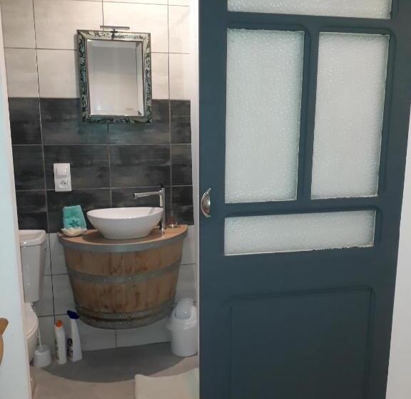 ベッドアンドブレックファースト Domaine De La Clotte