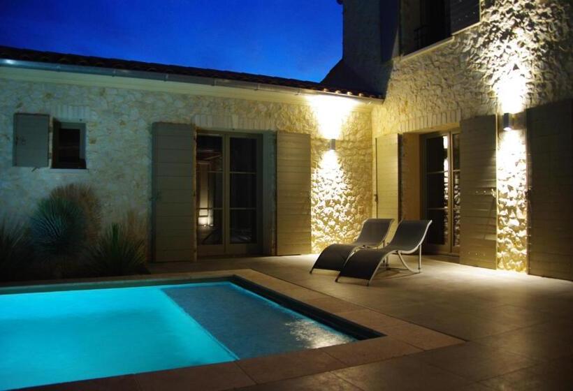 住宿加早餐  Uzes Decouvertes